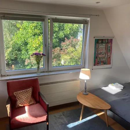 Privatzimmer Am Volkspark - Naehe Arenen Und Trabrennbahn Hamburg Exterior photo